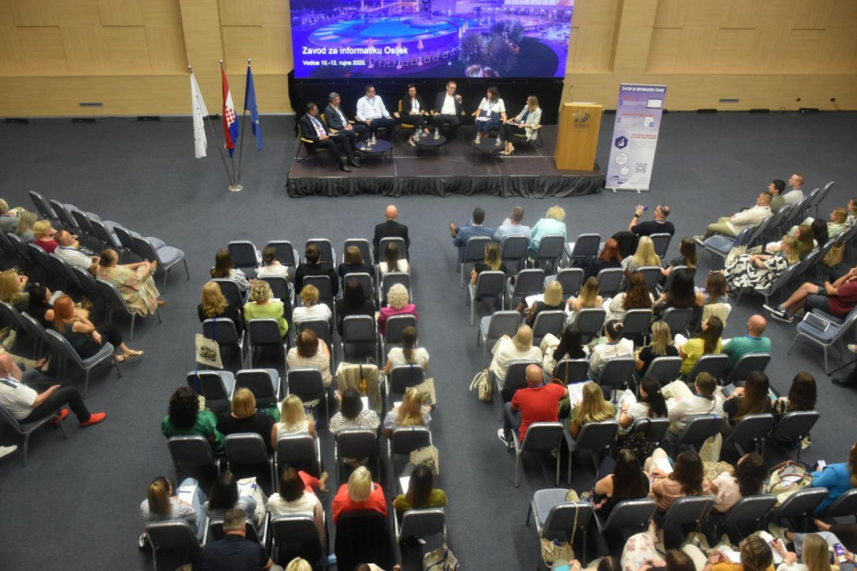 U Vodicama otvorena Prva konferencija Zavoda za informatiku Osijek