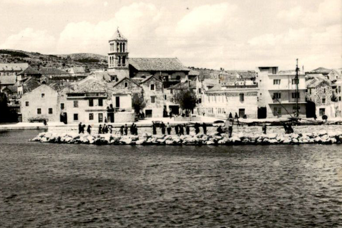 Magarac pod prozorom Pavlinovića: talijanaška provokacija iz Šibenika 1872.