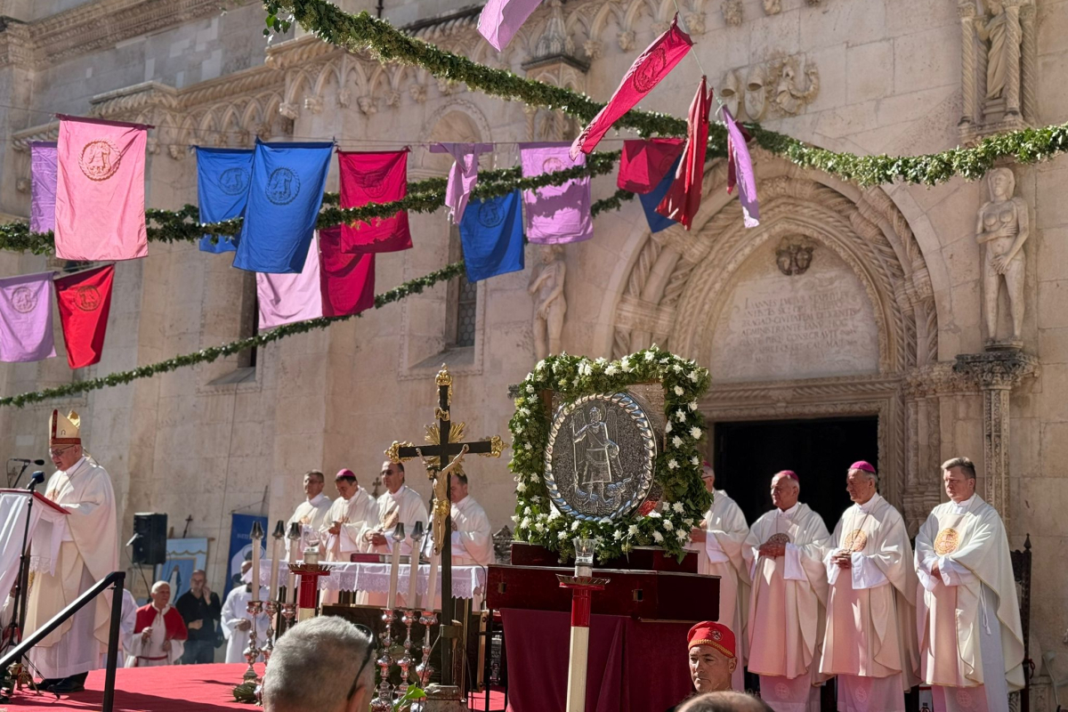 Šibenik proslavio Dan grada i blagdan sv. Mihovila