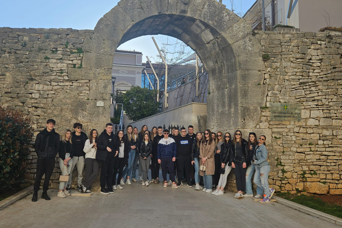 Završena provedba Erasmus+ projekta  "Hands up for the better Future"