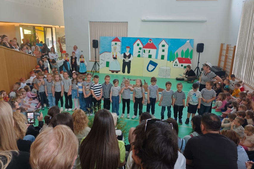 „Najmlađi svom gradu“: Vesela priredba mališana u novom vrtiću Tamaris