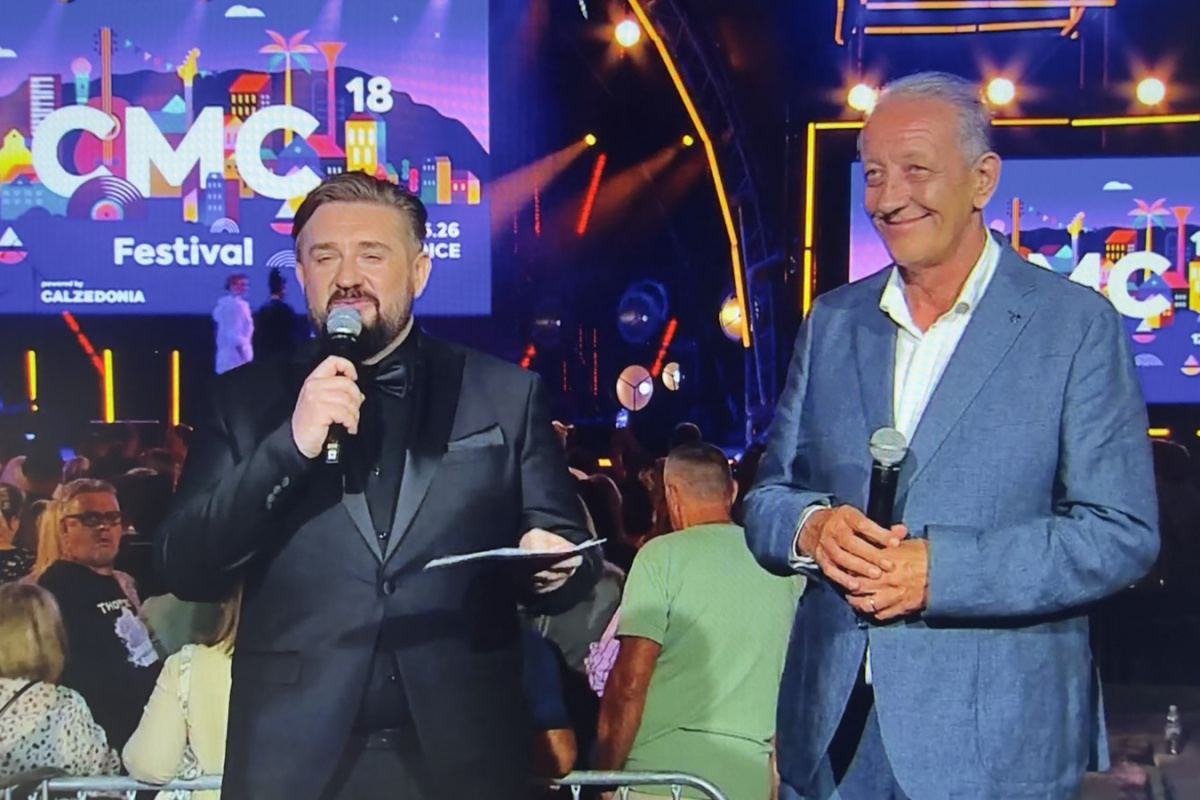 Paškina ćakula: Naš gradonačelnik šjor Ante pofalu za dobar stiling odnija