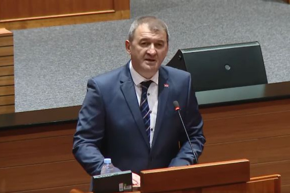 Ivici Ledenku završio saborski mandat: „Imamo samo ovu domovinu i ona je borbe vrijedna“