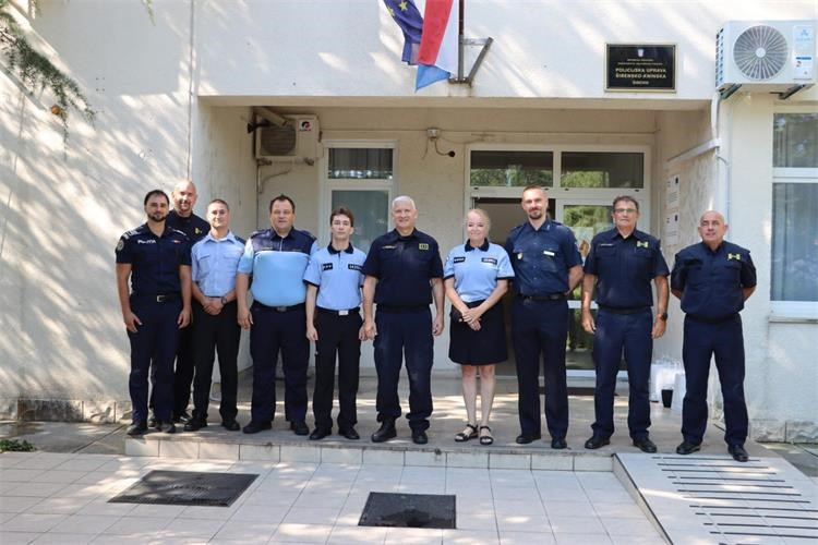Strani policajci stigli u Vodice: cilj je veća sigurnost brojnih turista