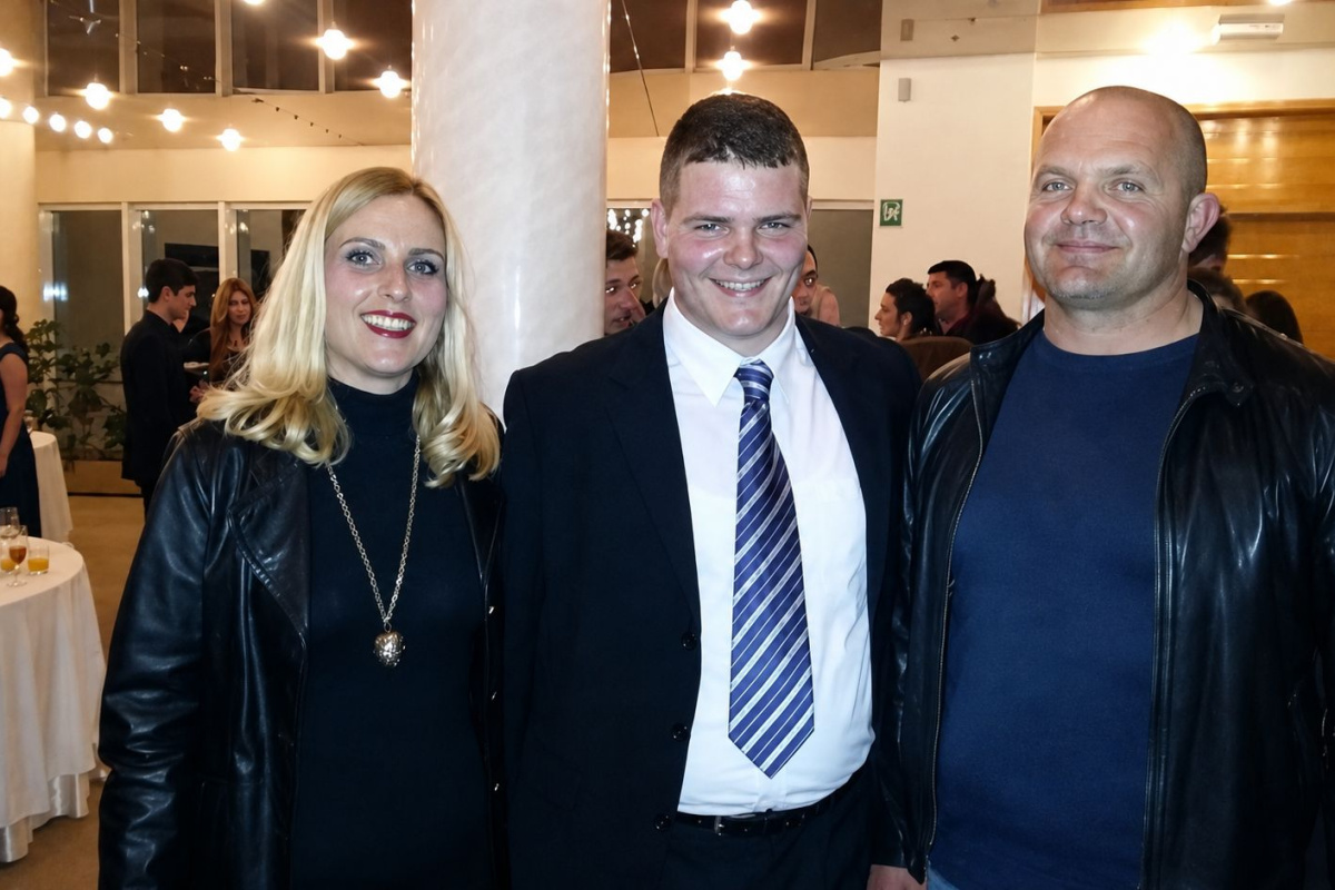 Deset godina poslije: sjećanje na Krstu i sve majke koje nose istu bol
