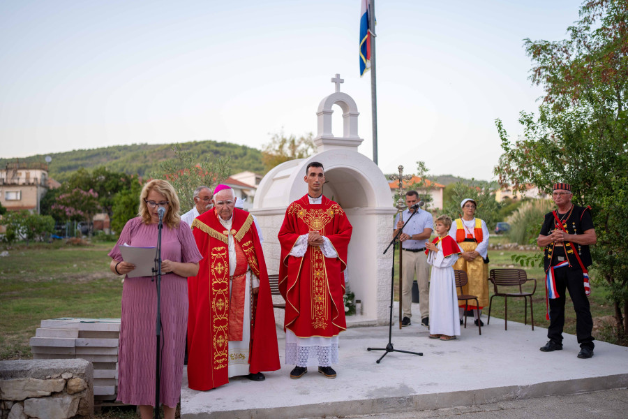 U Tribunju svečano otkrivena i blagoslovljena kapelica sv. Ivana Krstitelja
