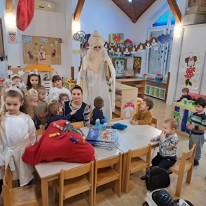 20231206_091903 Custom