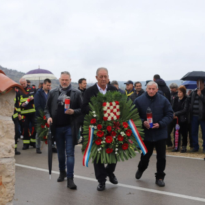 b3ffc7ce-20ed-47ac-a566-1796b834035a