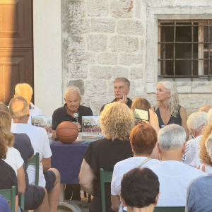 0-02-05-f4cb54f3d2b64286ad4c6d9634e00e9272ba3059538849b2a7d7bb9716eafc5a_7f289c67c200edc