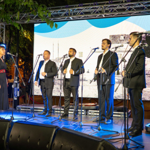 fest-4