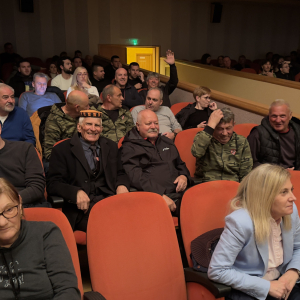 20260317_175924111_iOS