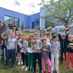 PHOTO-2026-04-22-08-43-10 Custom