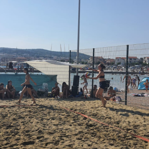 a 8